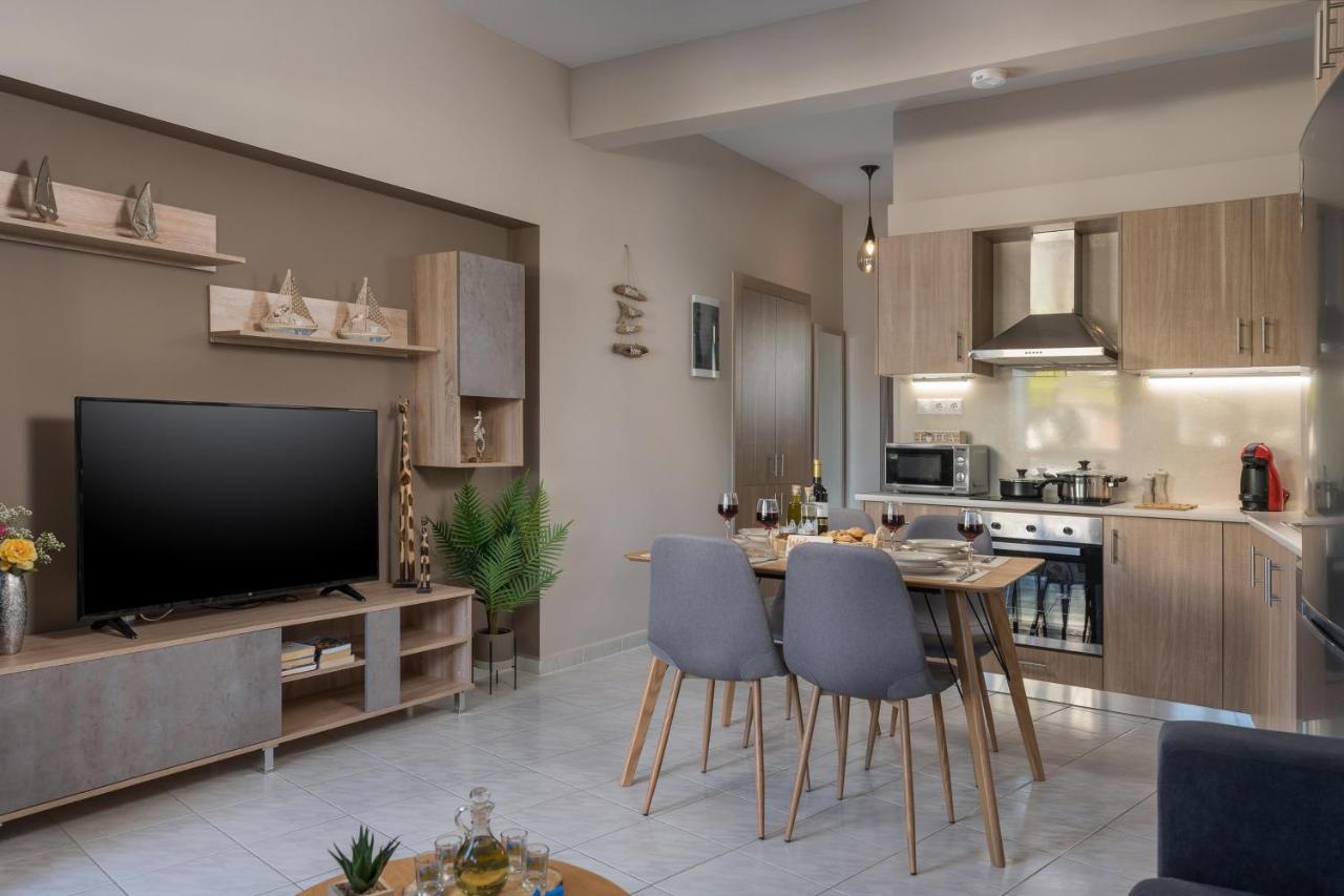 Floral Beach Apt With Lux Extras & Special Treats Kolymbari Exterior photo